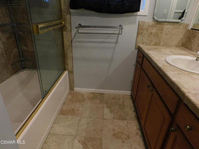 6213 Whitsett Avenue, North Hollywood CA: https://media.crmls.org/mediaz/b252b5b4-d99a-4879-af3b-181bc7a7b45e.jpg