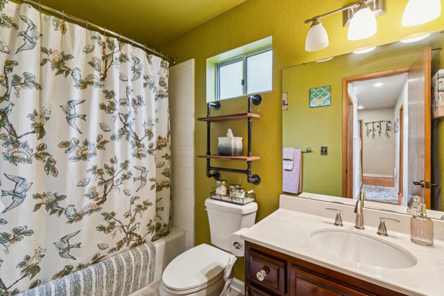 1287 Sequoia Drive, Lake Arrowhead, CA 92352
