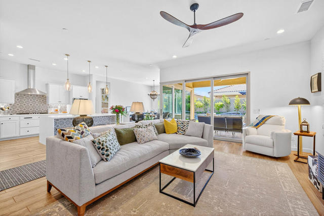 15 Prosecco, Rancho Mirage, CA 92270
