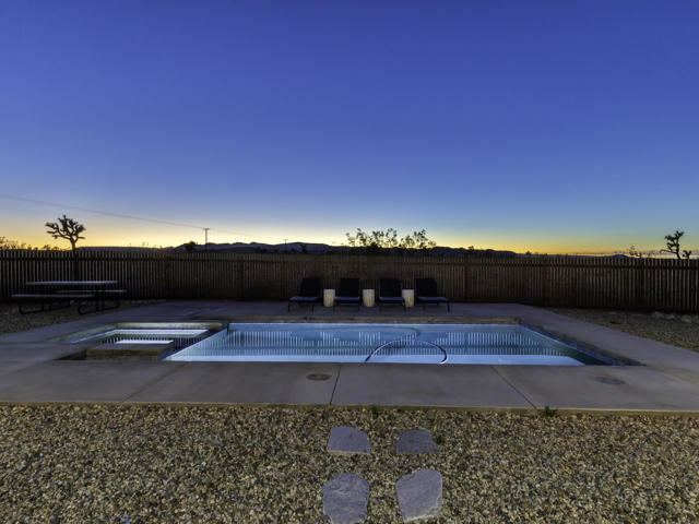 59130 Reche Road, Landers CA: https://media.crmls.org/mediaz/b2542ded-fd27-486c-9744-d87c5acf2bd6.jpg