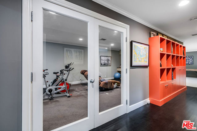 Drew Fenton | 422 Parkwood Drive Los Angeles CA | MLS: 7209274
