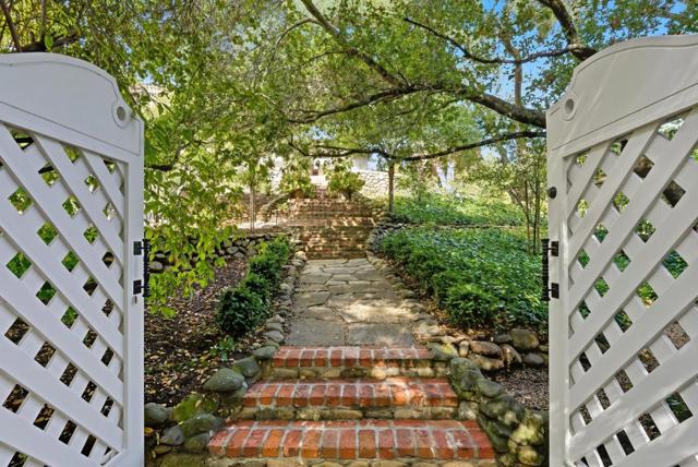 120 Oak Meadow Drive, Los Gatos CA: https://media.crmls.org/mediaz/b255a6bc-9793-484c-b5f3-831269ae735d.jpg