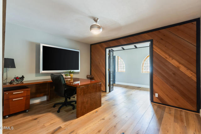 3643 Hampstead Road, Glendale CA: https://media.crmls.org/mediaz/b256b445-b717-493a-b7e7-fbe2427b3f81.jpg