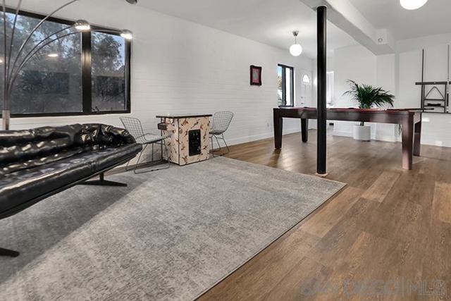 9586 Alto Dr, La Mesa CA: https://media.crmls.org/mediaz/b257f75f-d887-4a2e-8122-415183ea6e0d.jpg