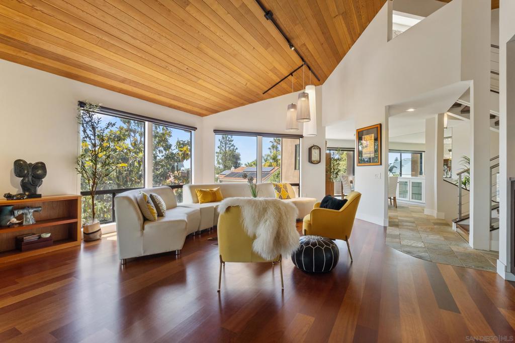 2709 Unicornio Street - photo 9