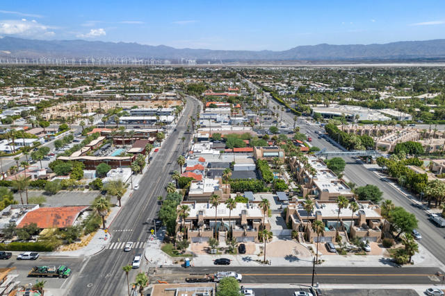 100 E Stevens Road, Palm Springs CA: https://media.crmls.org/mediaz/b259bed5-128c-40b0-b3de-9e437a5a4c0f.jpg