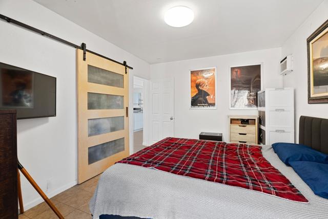Detail Gallery Image 16 of 34 For 10517 S Normandie Ave., Los Angeles,  CA 90044 - 3 Beds | 1/1 Baths