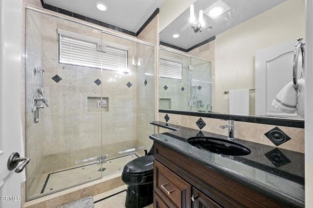 Detail Gallery Image 33 of 73 For 3263 New York Dr, Pasadena,  CA 91107 - 7 Beds | 5/1 Baths