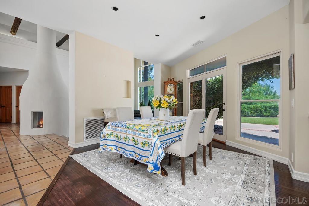 MLS #250035645SD image #12