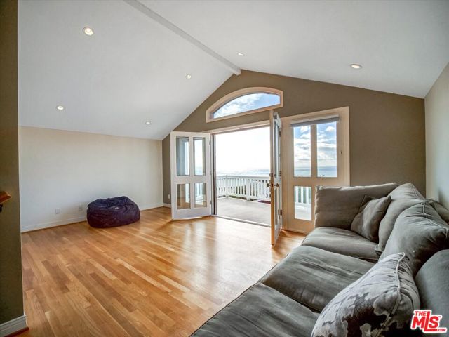 Drew Fenton | 3897 Rambla Orienta Malibu CA | MLS: 7362757