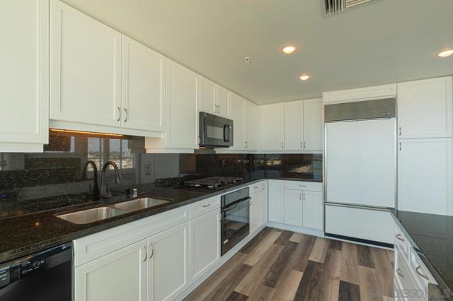510 1st Ave, San Diego CA: https://media.crmls.org/mediaz/b25cc083-7ef8-4af4-af43-d94f9a63eb51.jpg