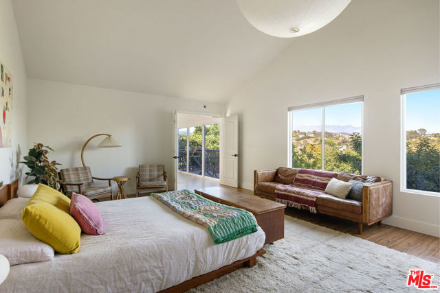 3921 Wawona Street, Los Angeles CA: https://media.crmls.org/mediaz/b25ce064-9e4f-45a3-8a0e-c5d44bf98d08.jpg