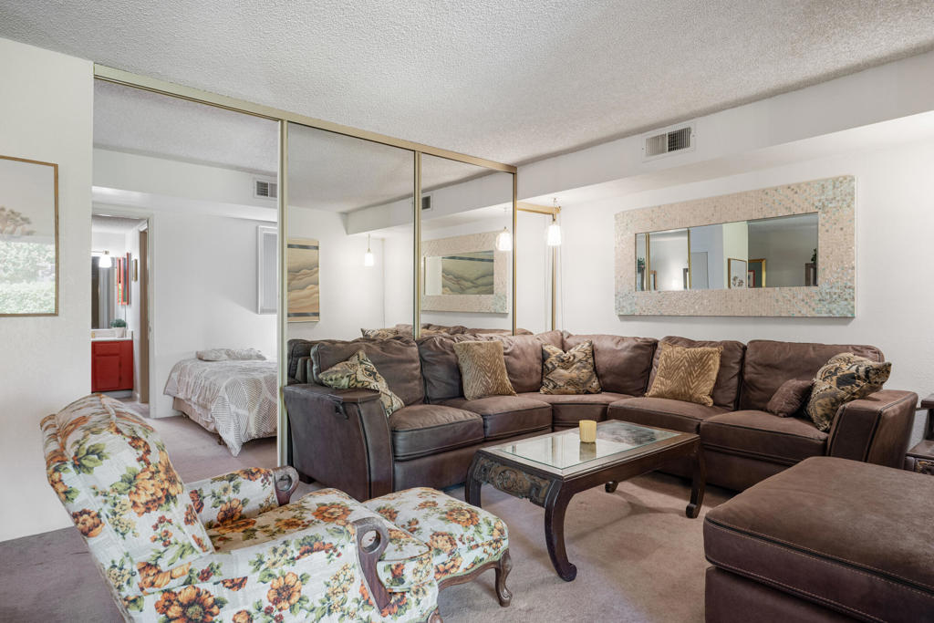 MLS #219135040DA image #4