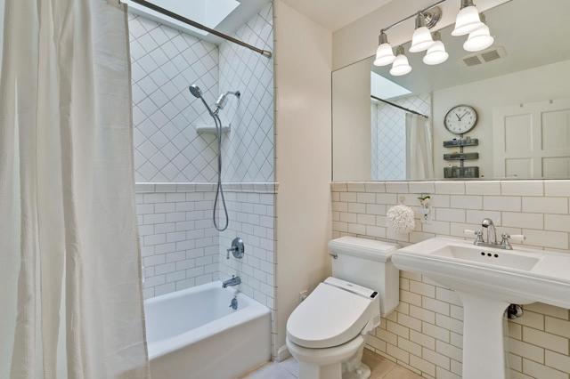 12714 Camrose Avenue, Saratoga CA: https://media.crmls.org/mediaz/b25f7371-f8c9-4d3a-9e2b-b4cd09dd9907.jpg