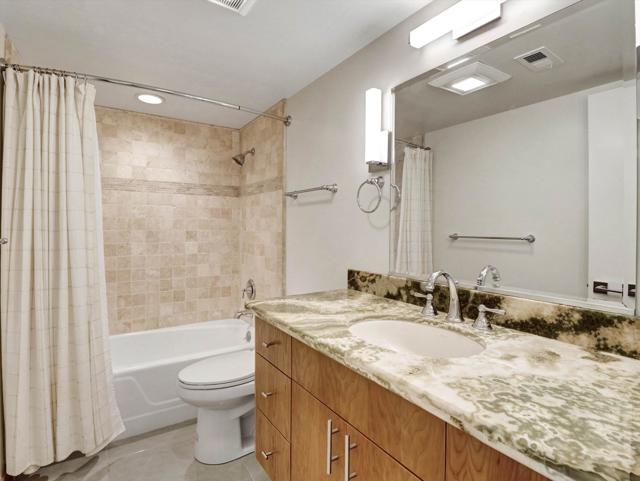 197 W Via Lola #6, Palm Springs, CA 92262