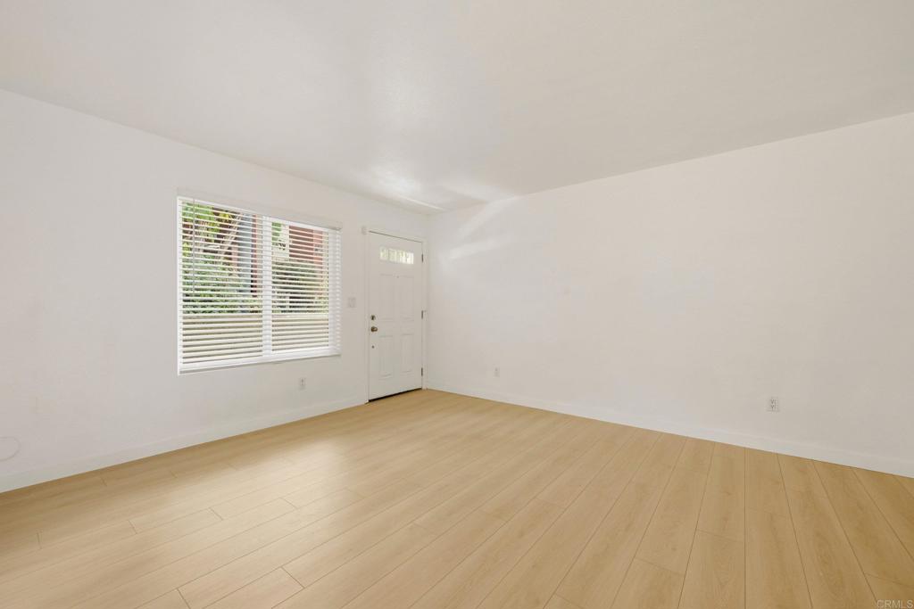 4465 Home Ave East - photo 12