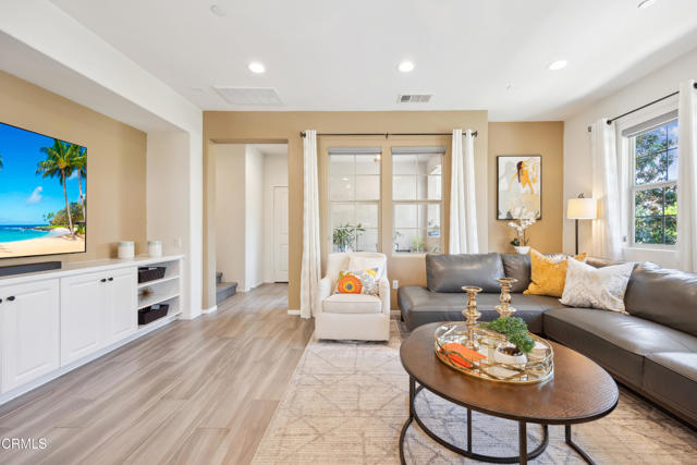 Detail Gallery Image 23 of 67 For 865 Orchid Way a,  Azusa,  CA 91702 - 3 Beds | 3/1 Baths