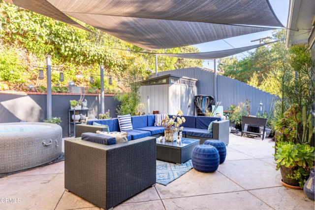 354 Glenullen Drive, Pasadena CA: https://media.crmls.org/mediaz/b2608db7-9b9f-488a-8e2b-f1d34ea30555.jpg