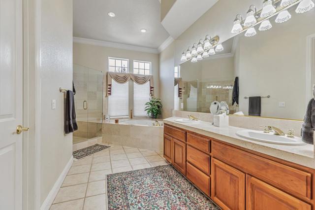 1152 Little River Drive, Hollister CA: https://media.crmls.org/mediaz/b260adee-fee2-492e-9739-b5c951045070.jpg