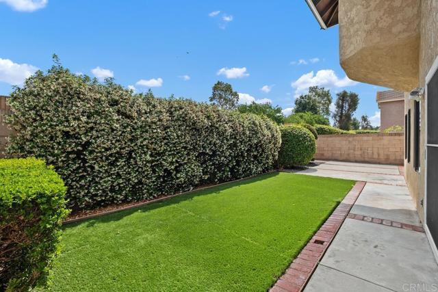 6 Cape Cod, Irvine CA: https://media.crmls.org/mediaz/b2617f39-9782-4bc9-80f3-7c8e61eb52e0.jpg