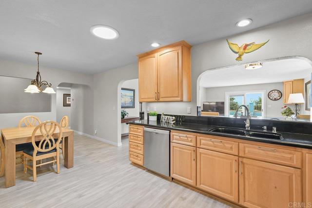 9933 Golden West Ln, Santee CA: https://media.crmls.org/mediaz/b261c818-7dbe-4269-a919-7f767ff47904.jpg