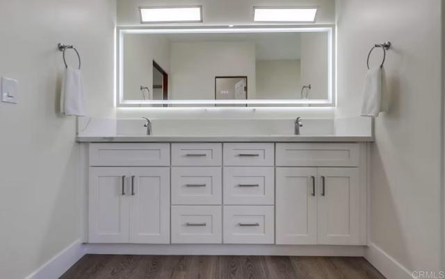 Detail Gallery Image 23 of 32 For 3749 Kingsley St, San Diego,  CA 92106 - 4 Beds | 4 Baths