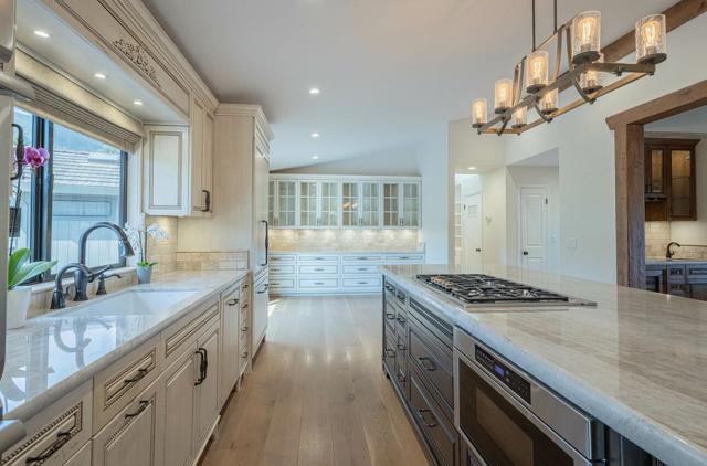 23465 Redding Circle, Salinas CA: https://media.crmls.org/mediaz/b2627f7a-251c-4c73-8ecd-87f146fa95d4.jpg