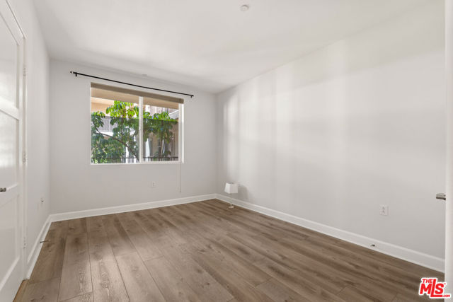14412 Killion Street, Sherman Oaks CA: https://media.crmls.org/mediaz/b2632913-a0f1-4936-8ea7-d8e5db952d47.jpg