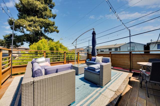 1418 Bradley Court, San Mateo CA: https://media.crmls.org/mediaz/b263f858-9c0c-4e17-b219-fa9a6bfbd33f.jpg