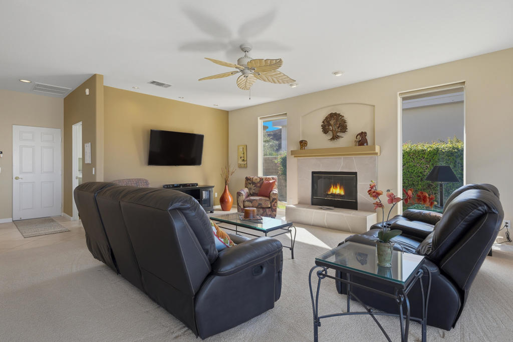 MLS #219138566DA image #17