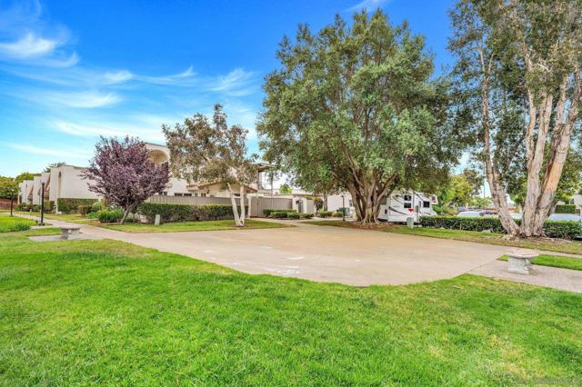4120 Mount Acadia Blvd, San Diego CA: https://media.crmls.org/mediaz/b2661eb7-e73b-4a75-9e52-9a1df7588935.jpg