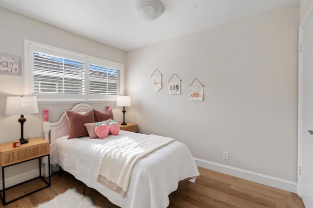 1394 Marlin Avenue, Foster City CA: https://media.crmls.org/mediaz/b26679fb-09bb-416a-959f-e89b4a63a106.jpg