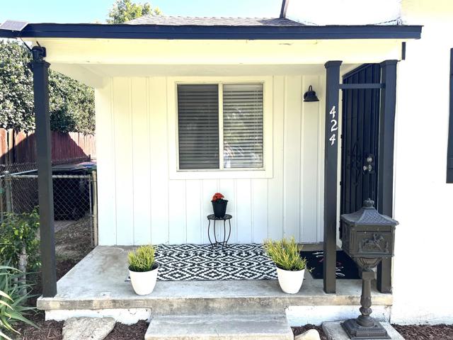 424 N Lazard Street photo 2