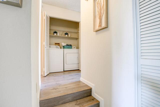 Image 27 of 50 For 6047 Joaquin Murieta Ave  F