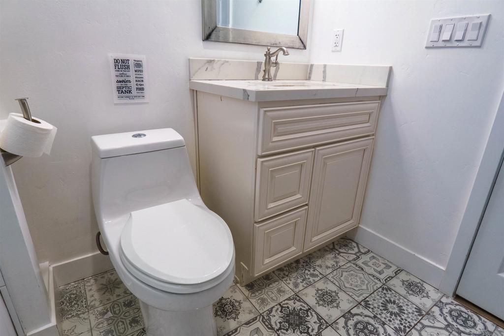 MLS #250018206SD img 22