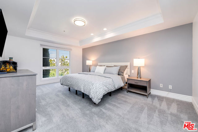 12026 Hoffman Street, Studio City CA: https://media.crmls.org/mediaz/b26b527e-2f8d-43d3-b413-62b9e5b26e4b.jpg