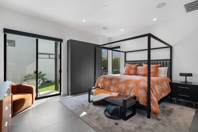 161 Holliday Way, Palm Springs CA: https://media.crmls.org/mediaz/b26bd57d-5d54-4bf2-88d6-15c485f4c401.jpg