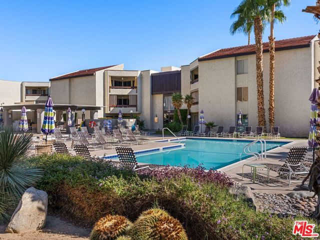 1472 S Camino Real, Palm Springs CA: https://media.crmls.org/mediaz/b26e369b-64a3-4ab9-9264-e989a7d5875a.jpg