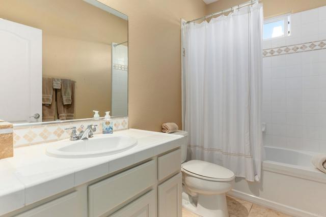 891 Antilla Way, San Marcos CA: https://media.crmls.org/mediaz/b26e6503-2bdb-47fe-8211-bed3fa4e9d98.jpg