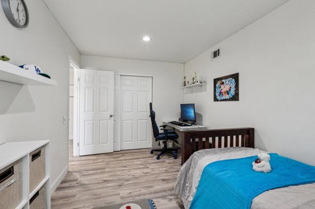5195 Calicowood Place, San Jose CA: https://media.crmls.org/mediaz/b26eff99-8e5b-4d48-a35e-4e4a654bbe3e.jpg