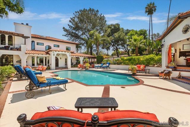 2103 Sunnyside Ave, El Cajon CA: https://media.crmls.org/mediaz/b26fa36c-0acc-4faa-ac1c-94db9aed7765.jpg