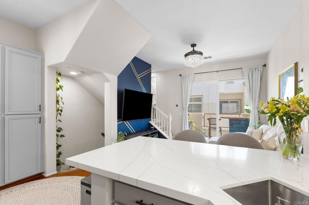 403 Almond Rd - photo 2