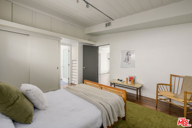 1856 Hi Point Street, Los Angeles CA: https://media.crmls.org/mediaz/b26ff56b-eba0-480e-8670-7c331f712176.jpg