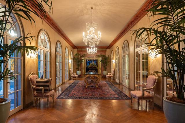 245 W Santa Inez Avenue, Hillsborough CA: https://media.crmls.org/mediaz/b2705c87-47e8-4e1a-b30f-2942066694ec.jpg