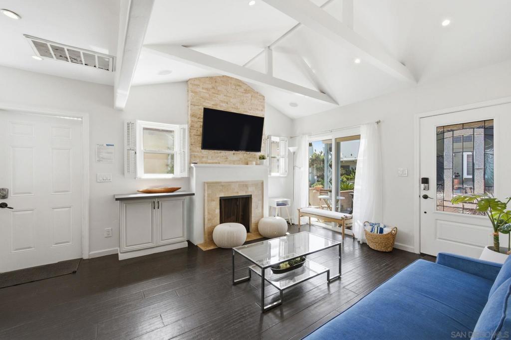 722 Balboa - photo 10