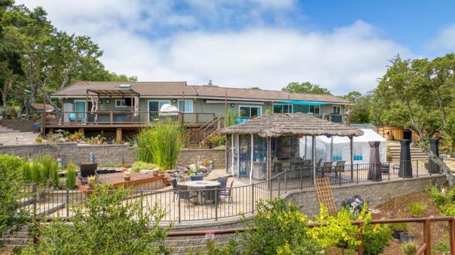 19608 Brentwood Court, Prunedale CA: https://media.crmls.org/mediaz/b2726b78-1a44-4c3e-8956-958b54abbd18.jpg
