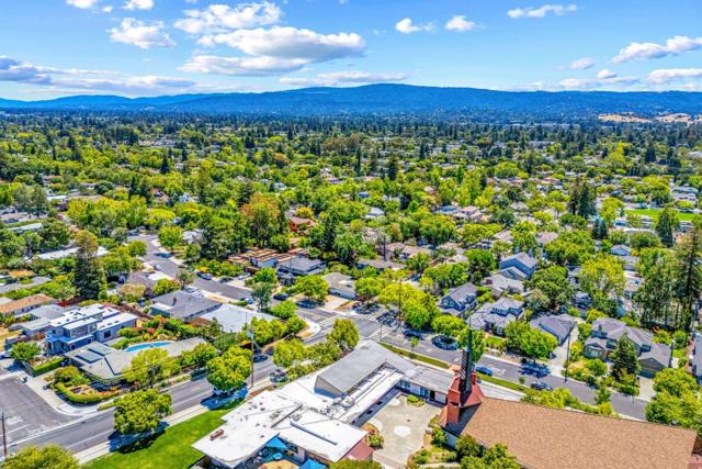 3160 Waverley Street, Palo Alto CA: https://media.crmls.org/mediaz/b272eb2c-460e-4327-aa83-4e41ff33f653.jpg