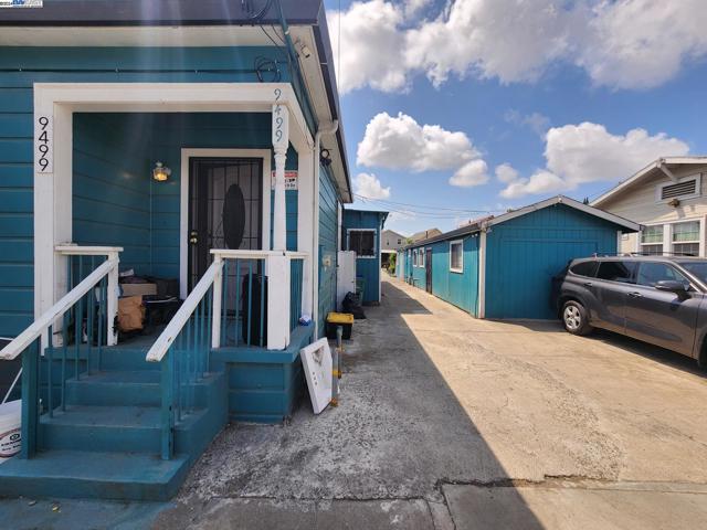 Image 13 of 30 For 9499 E St  