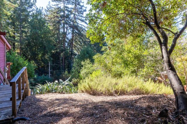 429 Fairview Avenue, Boulder Creek CA: https://media.crmls.org/mediaz/b273cee9-9a55-40a9-850f-d689e6525531.jpg