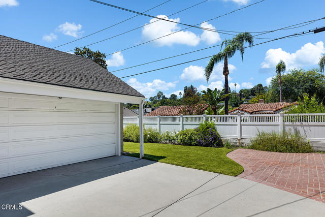 49 Annandale Road, Pasadena CA: https://media.crmls.org/mediaz/b2742980-53a1-4e67-a0cc-dd1e06c88c43.jpg